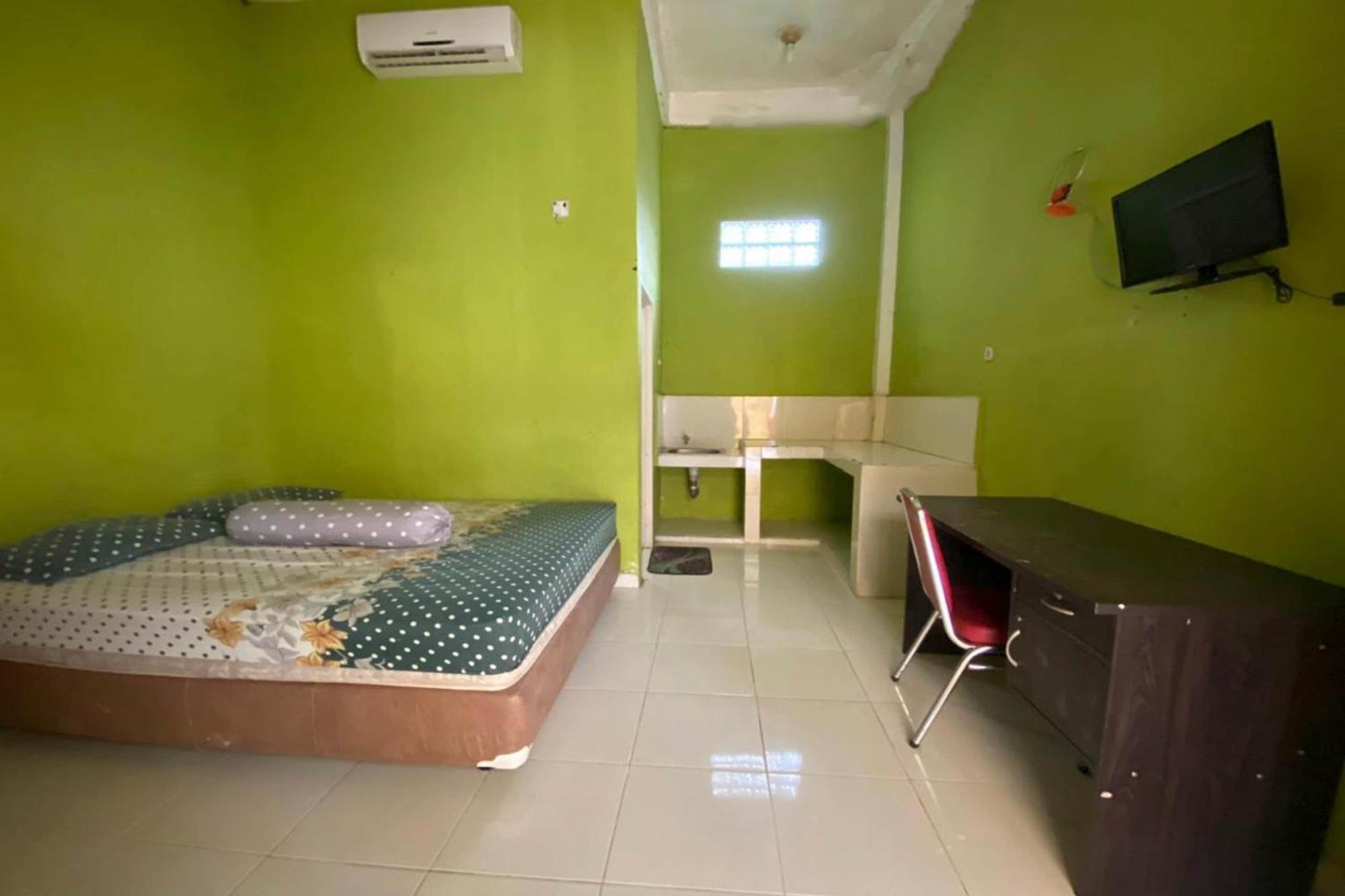 Oyo Life Afny Kost 1 Hotel ปาเลมบัง ภายนอก รูปภาพ