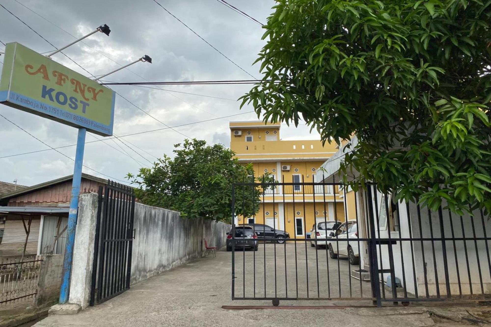 Oyo Life Afny Kost 1 Hotel ปาเลมบัง ภายนอก รูปภาพ